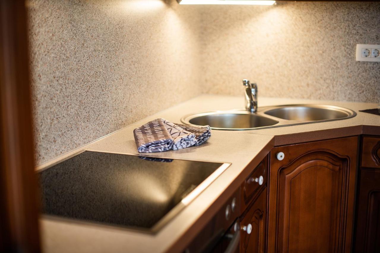 Holiday Home With Hot Tub And Sauna Sabina Rovte Экстерьер фото