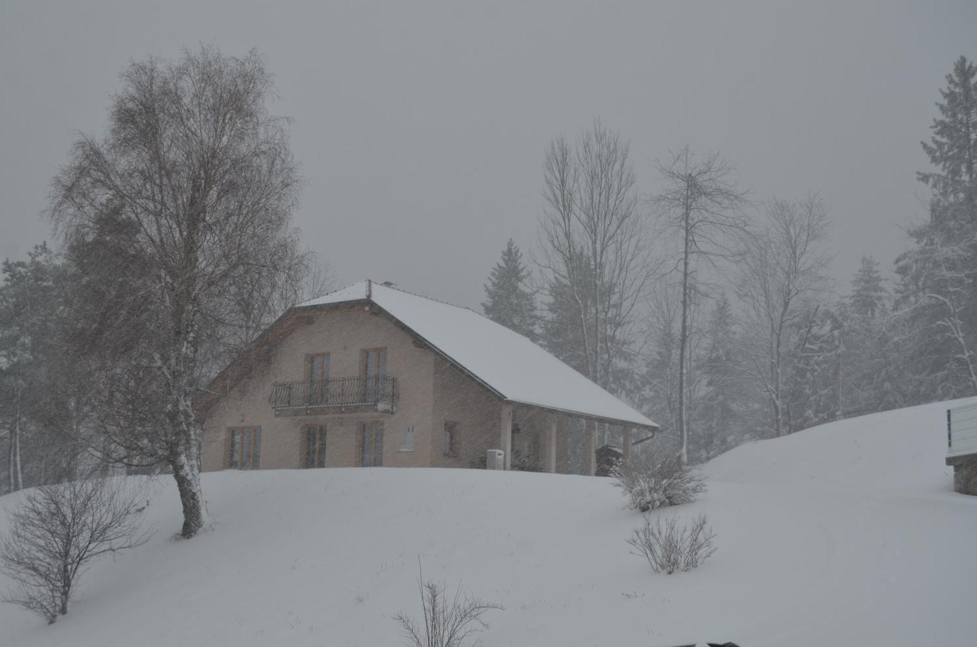 Holiday Home With Hot Tub And Sauna Sabina Rovte Экстерьер фото